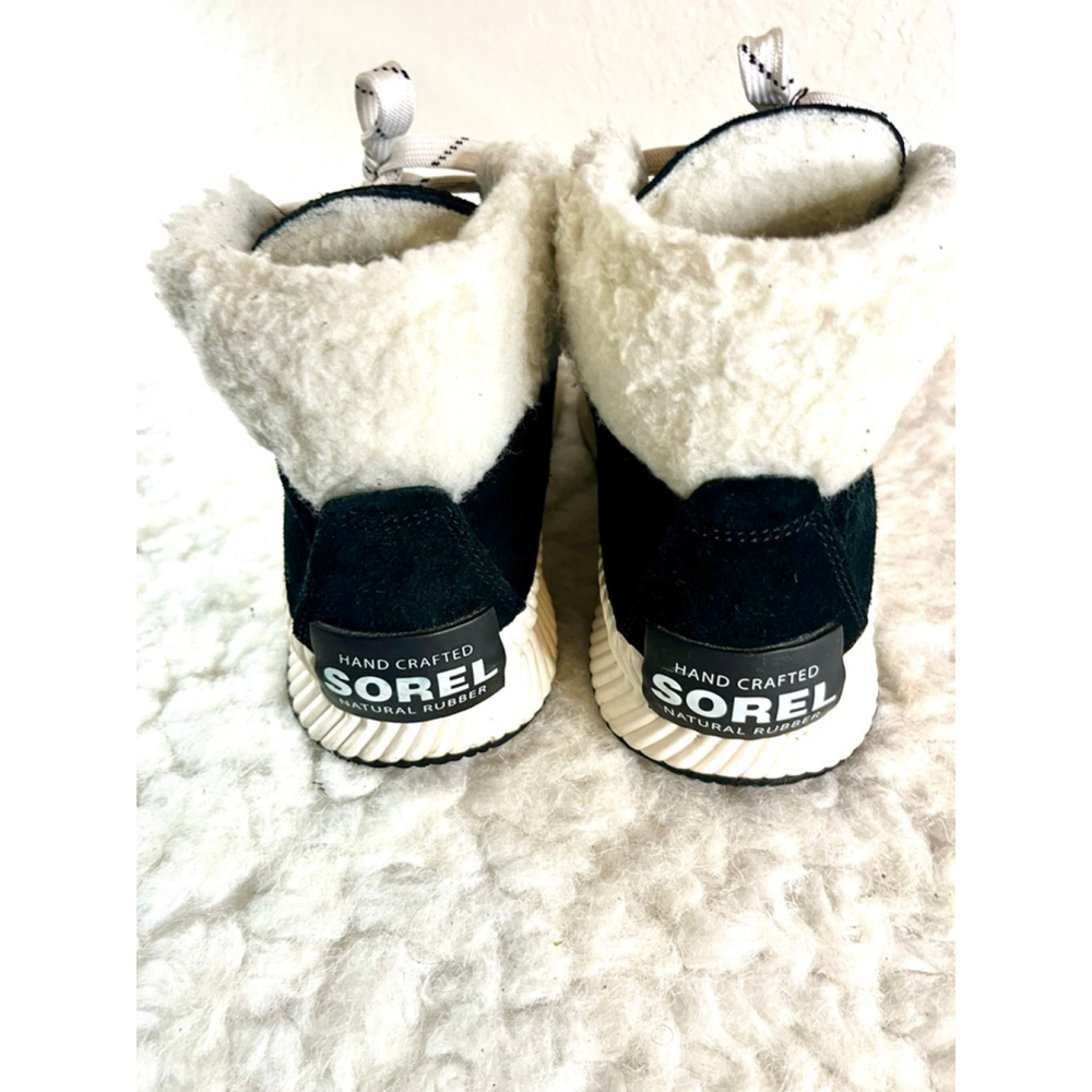 Sorel Women's Out 'N About III Conquest Waterproof Boots in the Black Size 8.5M - Picture 5 of 8
